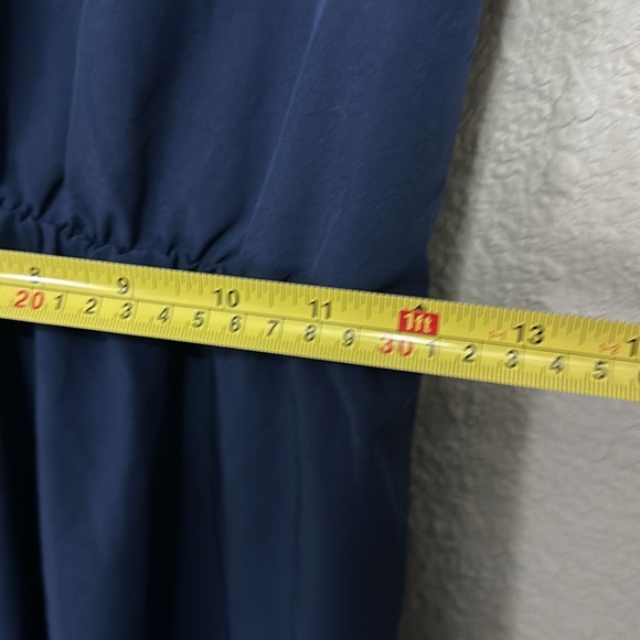 Lightweight blue dress size medium - Picture 5 of 6